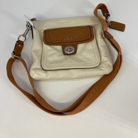 COACH F45012 WHTIE, BROWN SMALL LEATHER CROSSBODY BAG ASIS - Picture 2 of 15